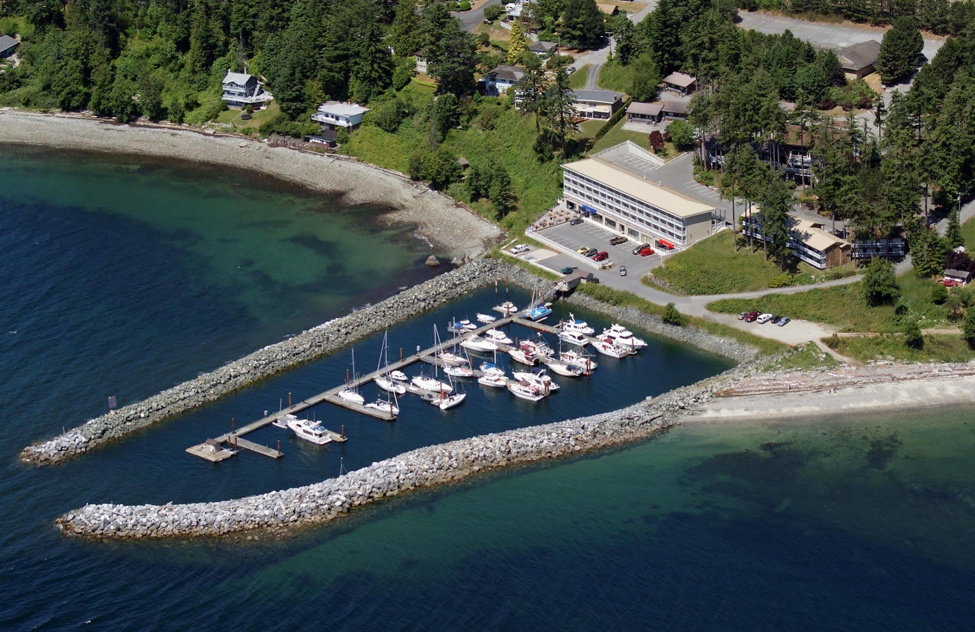 Beach Gardens Resort And Marina Powell River Esterno foto