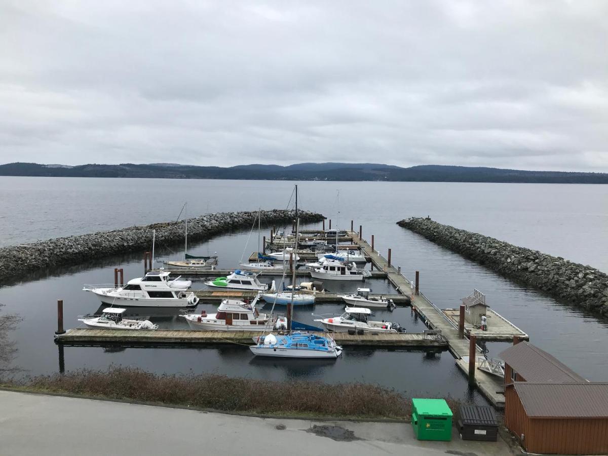 Beach Gardens Resort And Marina Powell River Esterno foto