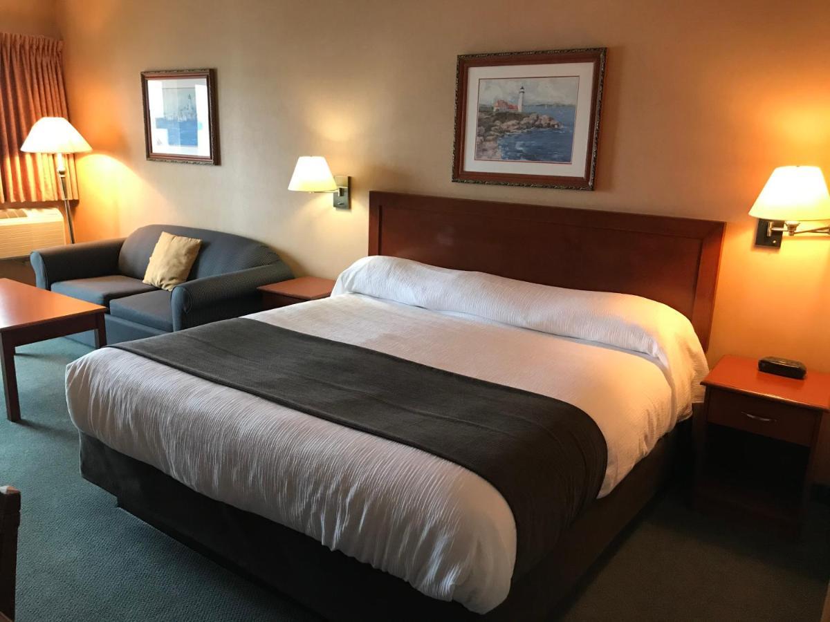 Beach Gardens Resort And Marina Powell River Esterno foto